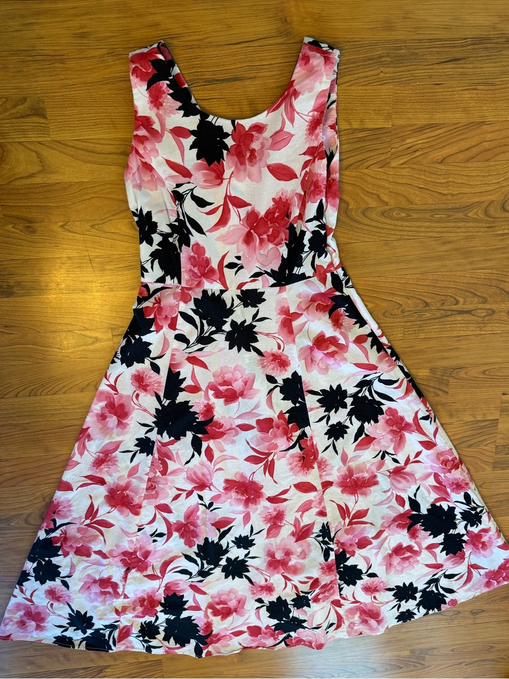 Floral‎ Fit-and-Flare Dress in Pink and Black